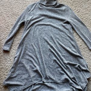 Forever 21 turtle neck shirt/sweater